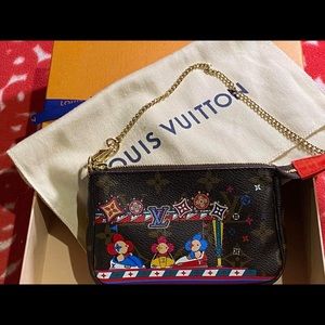 Louis Vuitton Christmas 2020 Mini Pochette